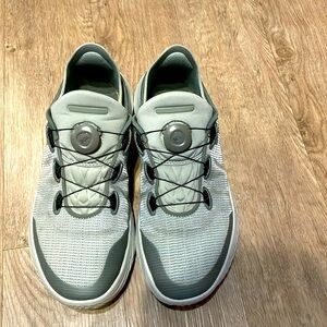 UA Slip Speed Shoes M10/W11.5